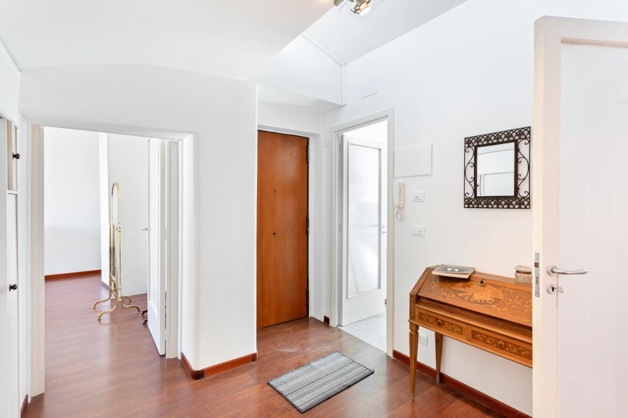 Liberta Frame Apartment With Terrace And Etna View Catania Ngoại thất bức ảnh