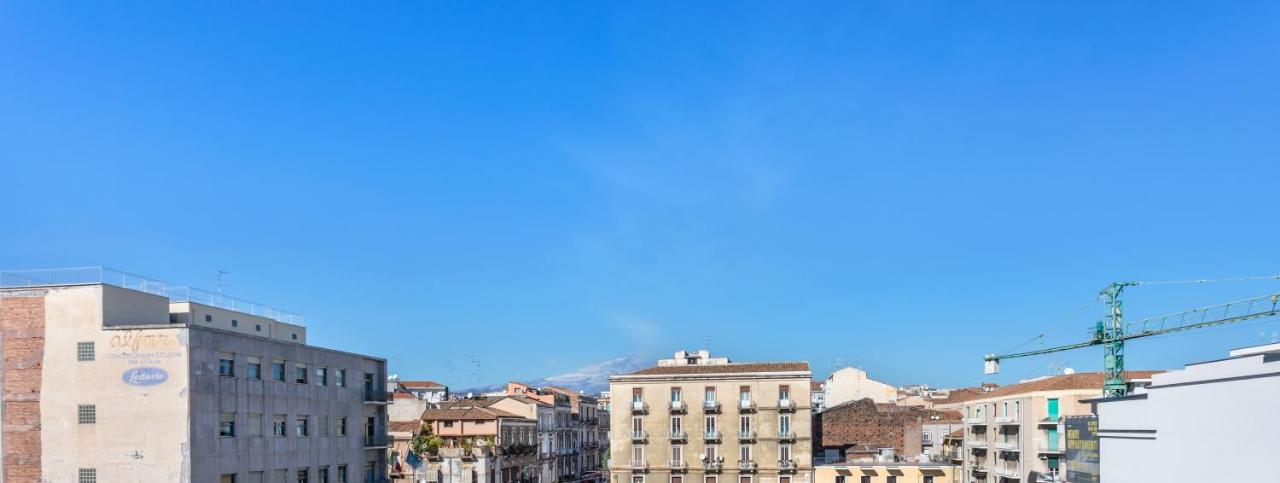 Liberta Frame Apartment With Terrace And Etna View Catania Ngoại thất bức ảnh